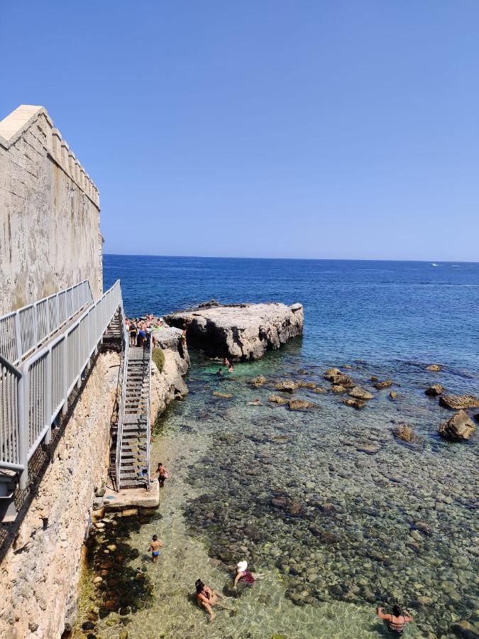 La Sicilia In Un Sogno Vista Mare Villa Syrakusa Exteriör bild